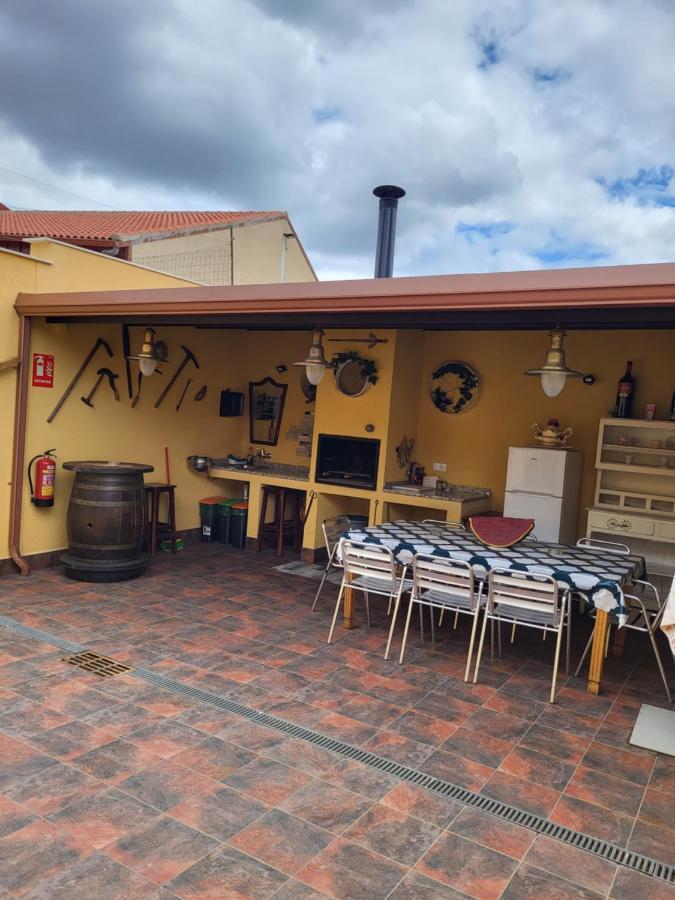La Pedrosa Casa Rural Camarzana de Tera Exterior foto